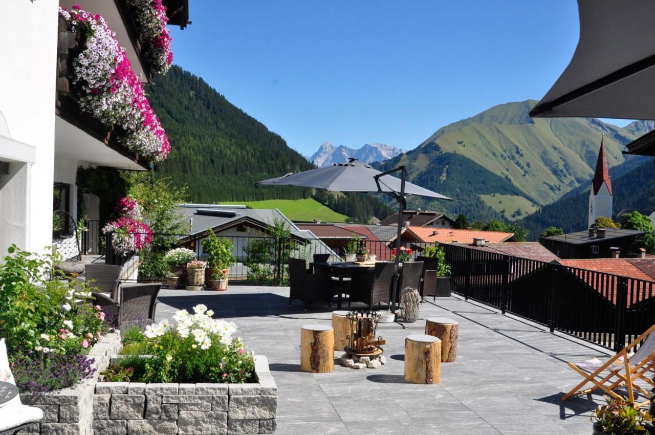 Alpen Apartments Austria Berwang Exterior photo