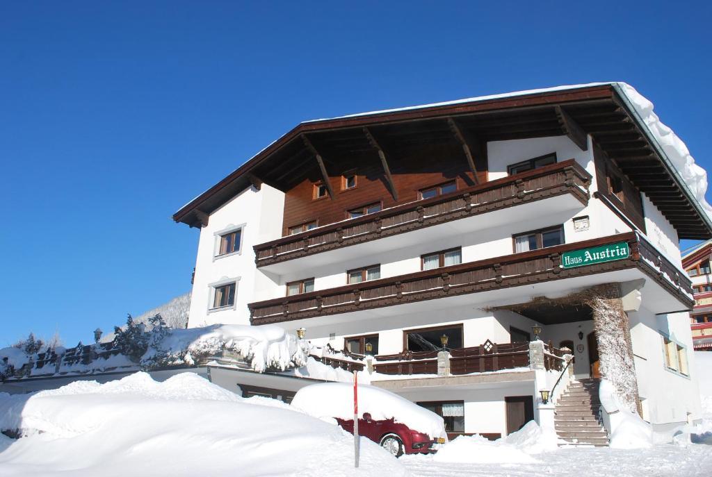 Alpen Apartments Austria Berwang Exterior photo