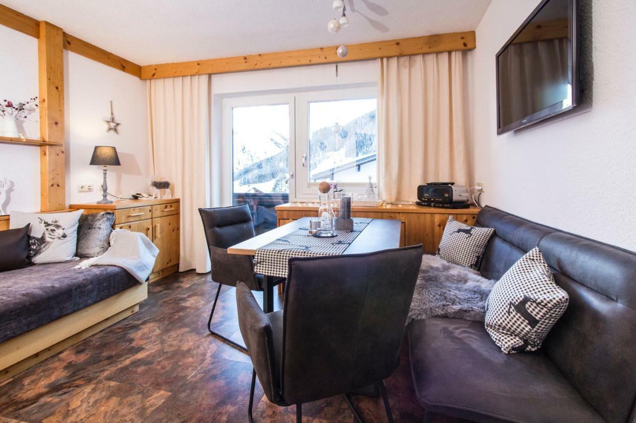 Alpen Apartments Austria Berwang Exterior photo