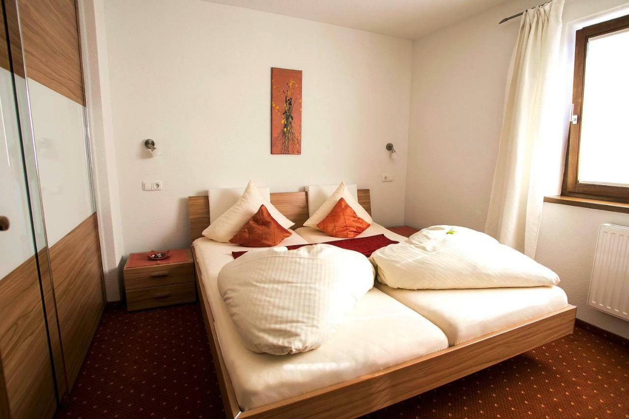 Alpen Apartments Austria Berwang Exterior photo